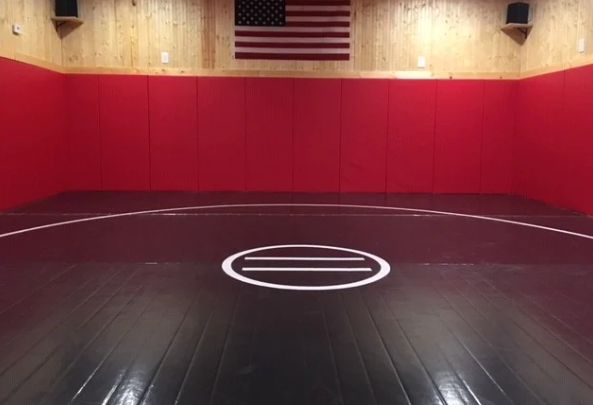 18' X 18' X 1.58" ULTRA SHOCK ROLL-UP WRESTLING MAT