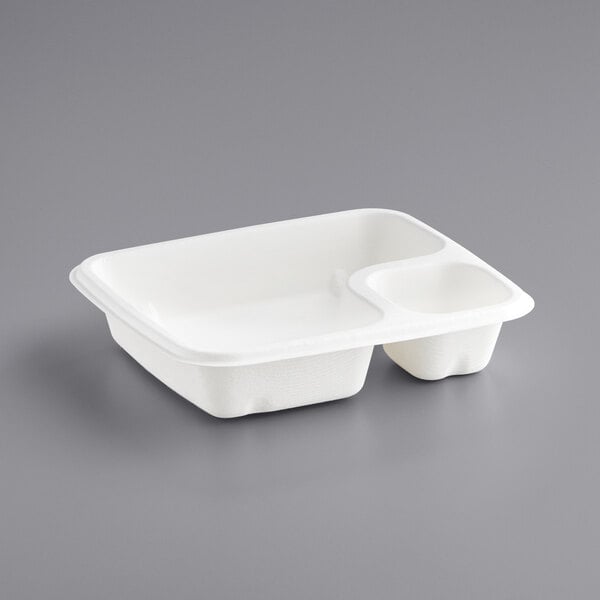 Compostable Sugarcane / Bagasse Large 2 Compartment Nacho / Food Tray